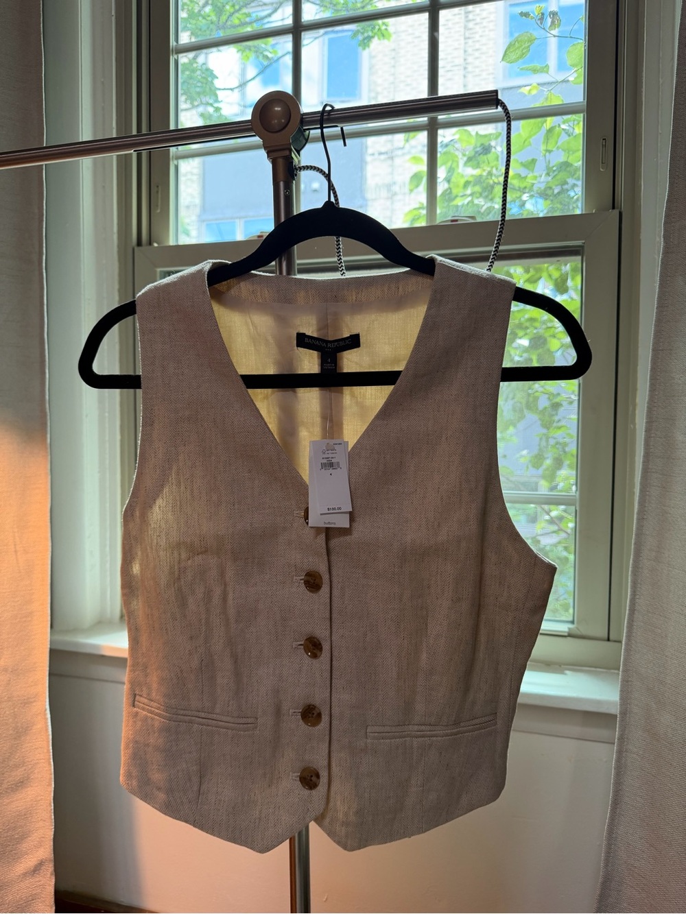 Banana Republic Cream Linen-Blend Vest